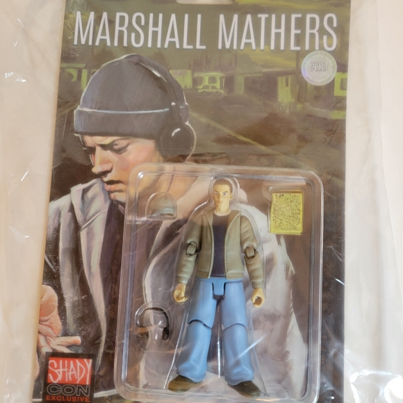 5 Piece Eminem Limited Edition Toy Bundle - Picture 5 of 6